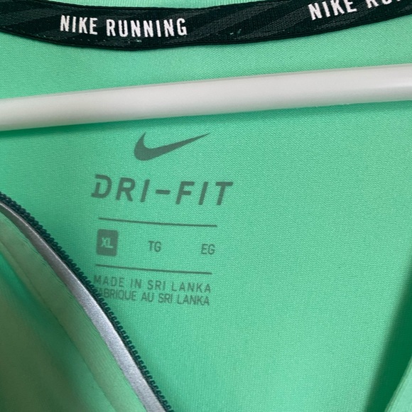 Nike Women's Element Dri-FIT Half-Zip Running Top XL green, Great cond - Picture 5 of 6